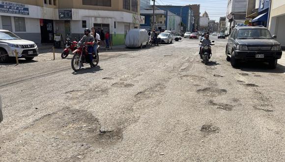 Chiclayo: Alcaldesa Janet Cubas reconoce el mal estado de las calles